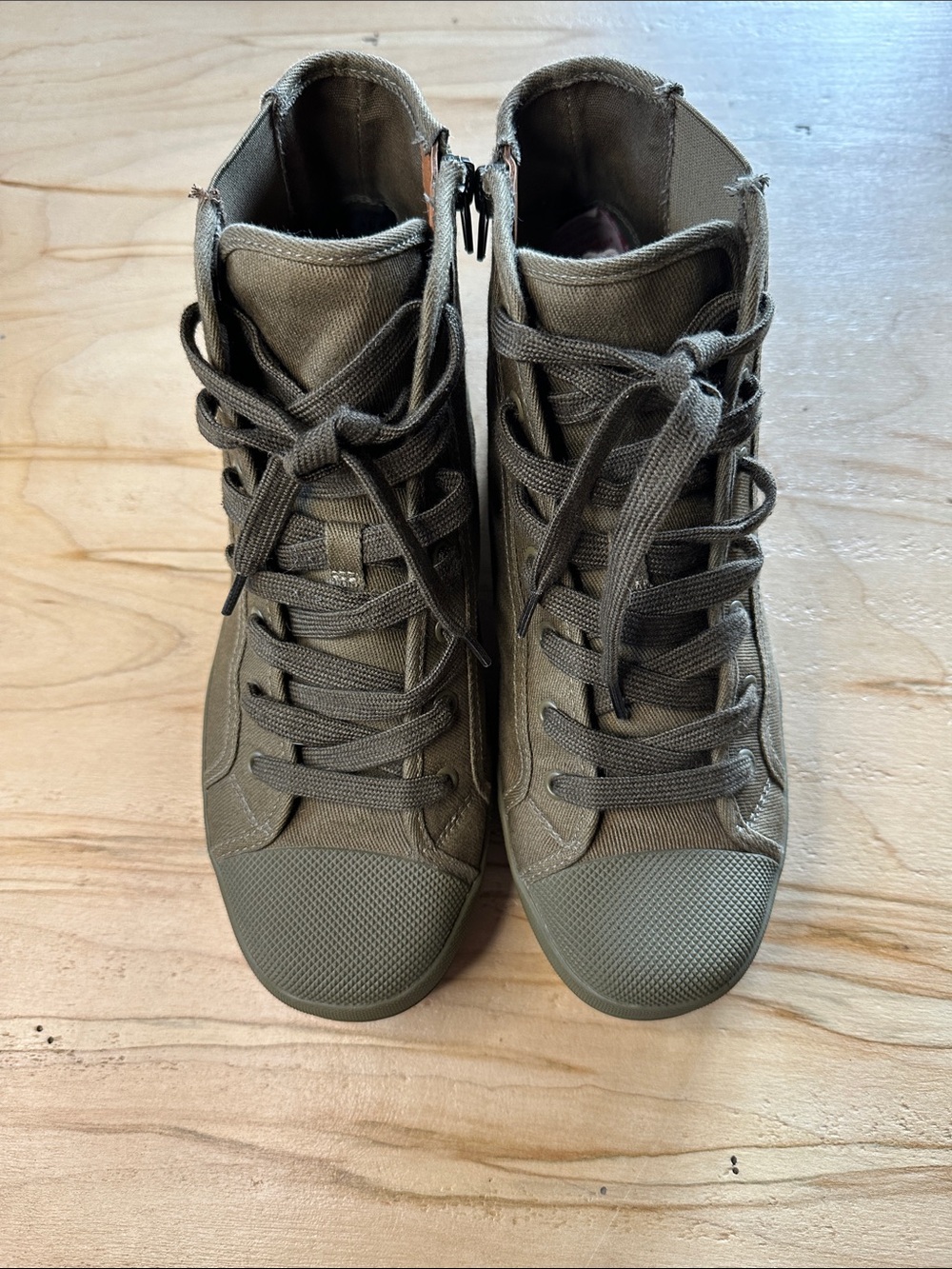 Zodiac high top sneakers